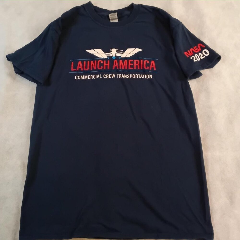 NASA 2020 T-Shirt Medium Launch America Commercial Crew Transportation